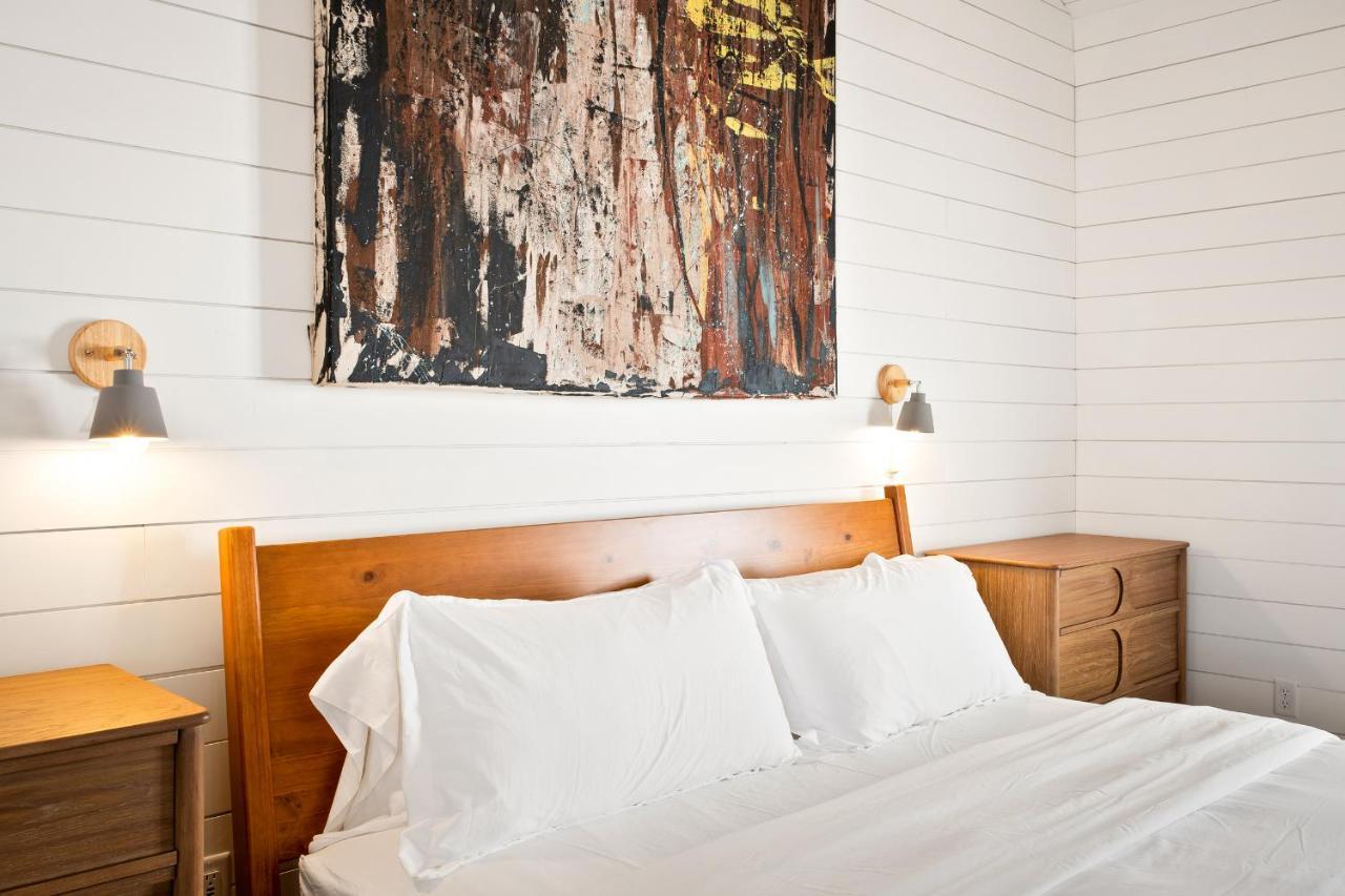 Boutique Room Steps From Downtown Mall Rose Jean - Room 4 Charlottesville Exterior foto